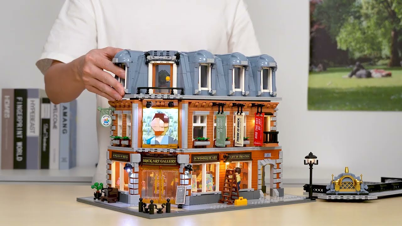 Lumibricks set with decorative lighting